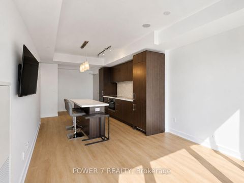 Photo 3 at 4207 - 21 Widmer Street, Waterfront Communities C1, Toronto