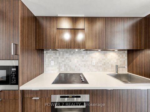 Photo 4 at 4207 - 21 Widmer Street, Waterfront Communities C1, Toronto