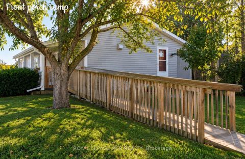 Photo 11 at 66 Main Street, Rural Innisfil, Innisfil