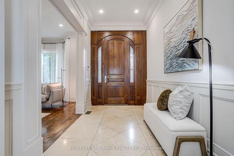 Photo 2 at 332 Greenfield Avenue, Willowdale East, Toronto