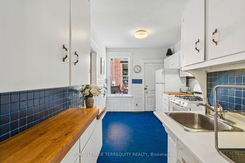 Photo 15 at 2 Wright Avenue, Roncesvalles, Toronto