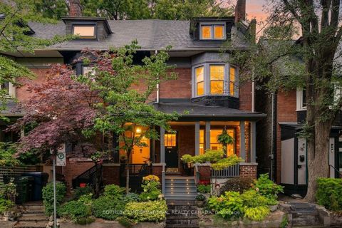 Photo 0 at 36 Aberdeen Avenue, South St. James Town, Toronto