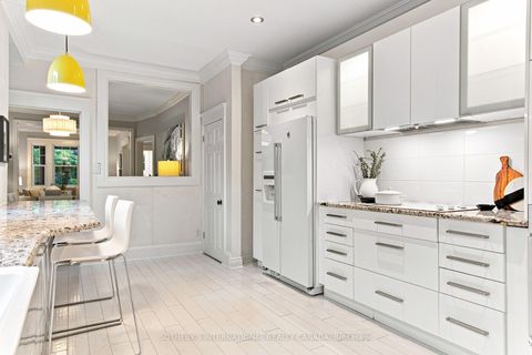 Photo 17 at 36 Aberdeen Avenue, South St. James Town, Toronto
