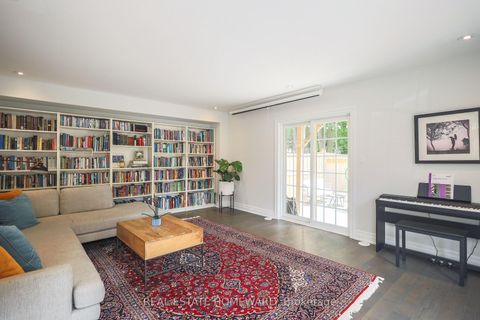 Photo 7 at 1 Saint Julien Court, Maple, Vaughan