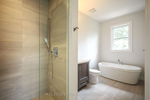Photo 13 at 1 Saint Julien Court, Maple, Vaughan