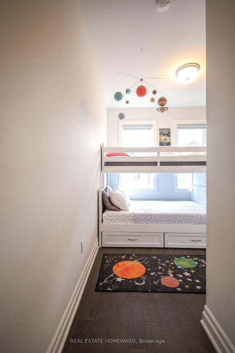 Photo 15 at 1 Saint Julien Court, Maple, Vaughan