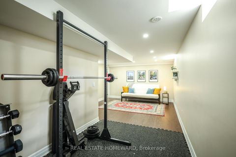 Photo 17 at 1 Saint Julien Court, Maple, Vaughan