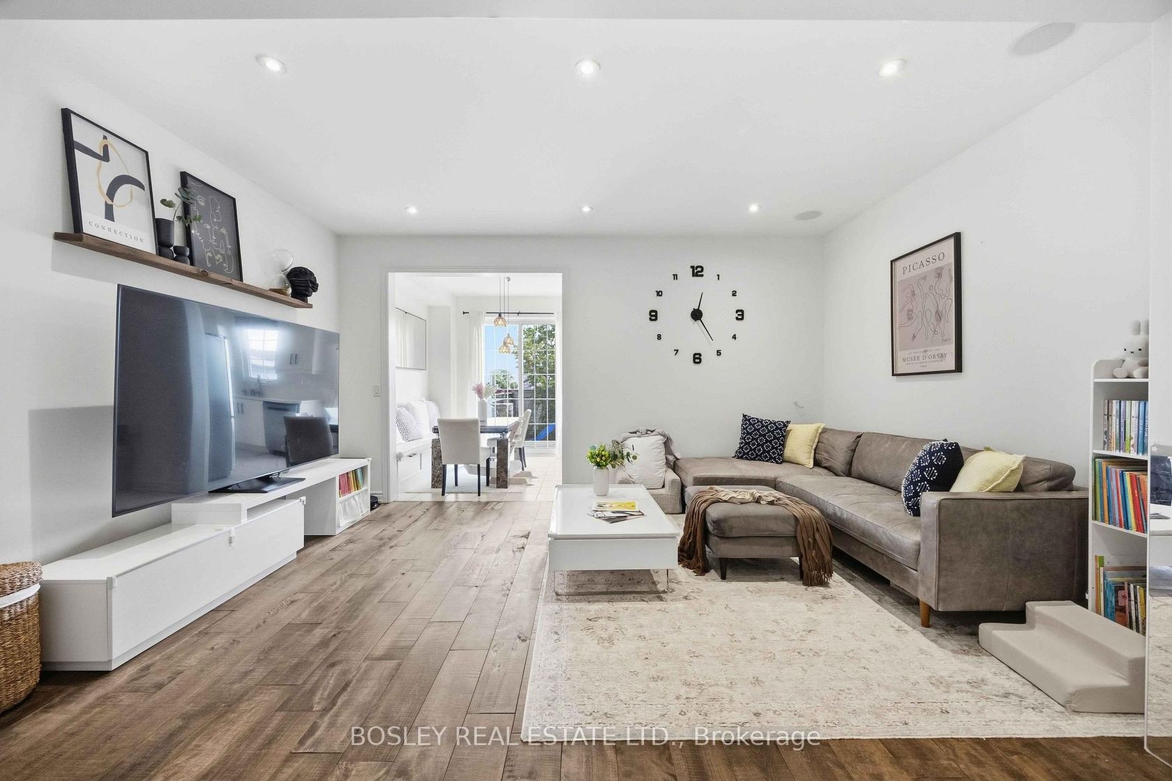 39 Alexie Way, Vellore Village, Vaughan photo number 2