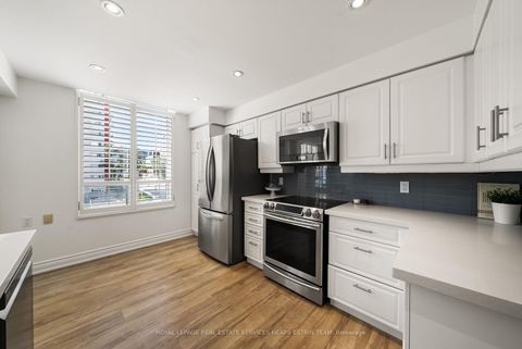 Photo 4 at 408 - 1750 Bayview Avenue, Mount Pleasant East, Toronto