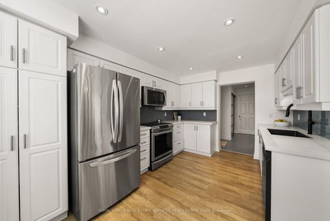 Photo 5 at 408 - 1750 Bayview Avenue, Mount Pleasant East, Toronto