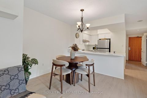 Photo 5 at 501 - 225 Merton Street, Mount Pleasant West, Toronto