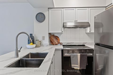 Photo 10 at 501 - 225 Merton Street, Mount Pleasant West, Toronto