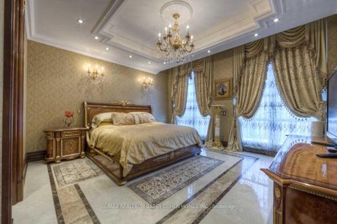 Photo 21 at 703 - 118 Yorkville Avenue, Annex, Toronto