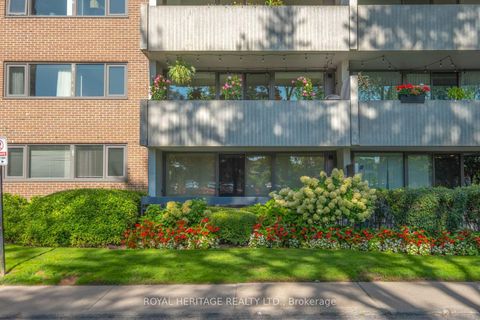Photo 1 at 104 - 260 Scarlett Road, Smythe, Toronto