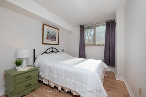 Photo 18 at 104 - 260 Scarlett Road, Smythe, Toronto