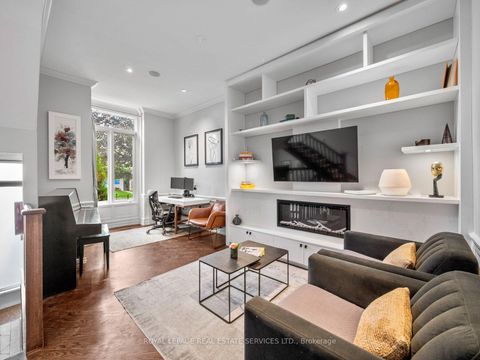 Photo 1 at 4 - 276 Spadina Road, Casa Loma, Toronto