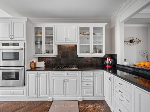 Photo 21 at 4 - 276 Spadina Road, Casa Loma, Toronto