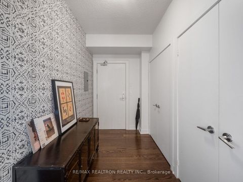 Photo 4 at 438 King Street, Waterfront Communities C1, Toronto
