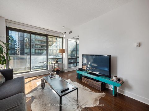 Photo 11 at 438 King Street, Waterfront Communities C1, Toronto