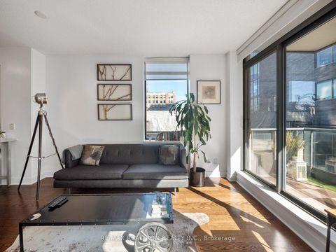 Photo 12 at 438 King Street, Waterfront Communities C1, Toronto