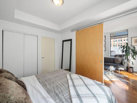 Photo 17 at 438 King Street, Waterfront Communities C1, Toronto