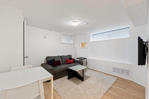 Photo 36 at 48 Almont Road, Clanton Park, Toronto
