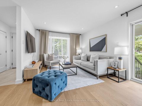 Photo 4 at 25 Treeview Drive, Alderwood, Toronto