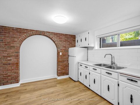 Photo 21 at 25 Treeview Drive, Alderwood, Toronto