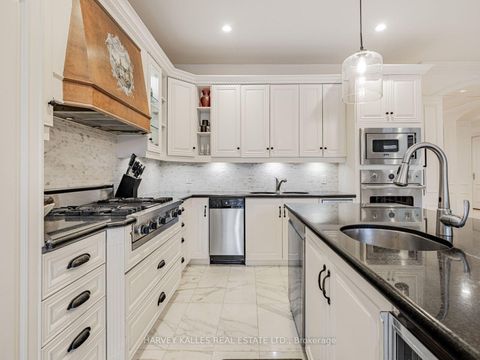 Photo 18 at 55 Viewmount Avenue, Lawrence, Toronto
