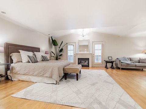 Photo 26 at 55 Viewmount Avenue, Lawrence, Toronto