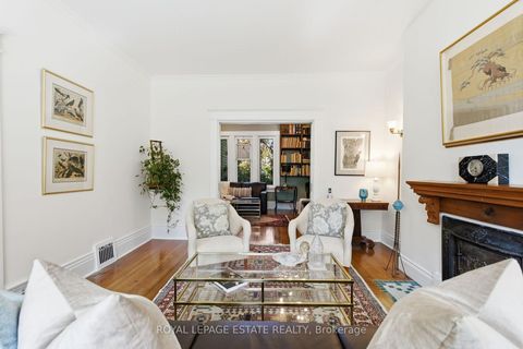 Photo 5 at 14 Lyall Avenue, Danforth, Toronto