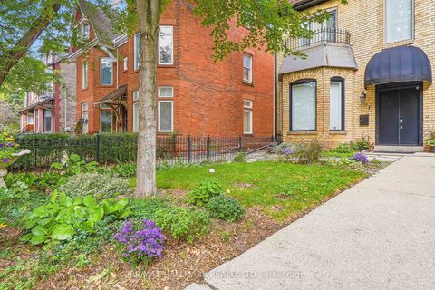 Photo 1 at 10 Earl Street, North St. James Town, Toronto