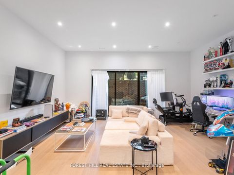 Photo 32 at 77 Kendal Avenue, Annex, Toronto