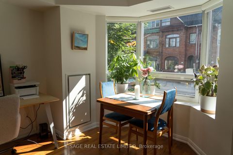 Photo 17 at 209 - 18 Beverley Street, Chinatown, Toronto