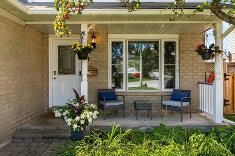 Photo 1 at 14 Copeman Crescent, Painswick North, Barrie