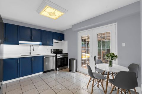 Photo 5 at 14 Copeman Crescent, Painswick North, Barrie