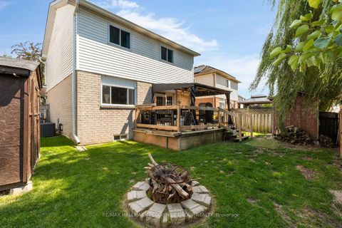 Photo 14 at 14 Copeman Crescent, Painswick North, Barrie