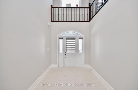 Photo 1 at 295 Sunnybrae Avenue, Stroud, Innisfil