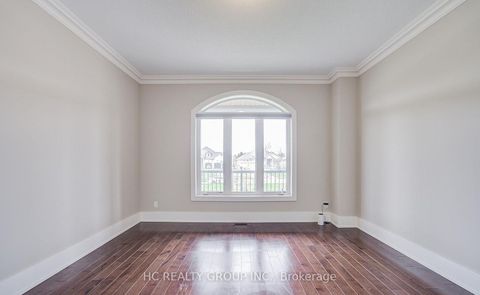 Photo 13 at 295 Sunnybrae Avenue, Stroud, Innisfil