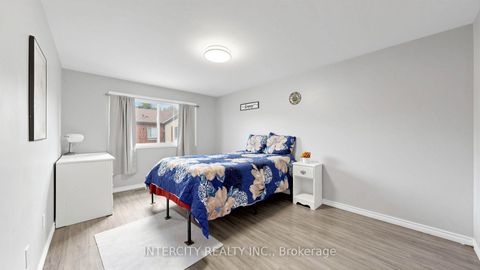 Photo 20 at 142 - 21 Livonia Place, Morningside, Toronto