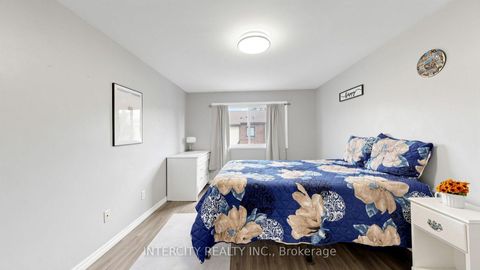Photo 21 at 142 - 21 Livonia Place, Morningside, Toronto