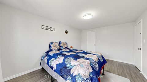 Photo 22 at 142 - 21 Livonia Place, Morningside, Toronto