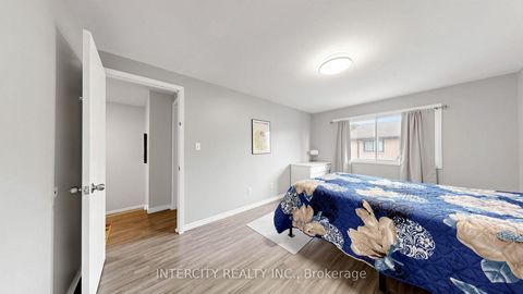 Photo 23 at 142 - 21 Livonia Place, Morningside, Toronto