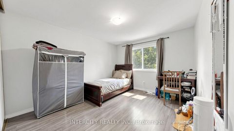 Photo 28 at 142 - 21 Livonia Place, Morningside, Toronto