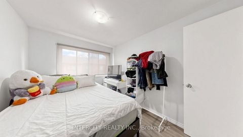 Photo 31 at 142 - 21 Livonia Place, Morningside, Toronto