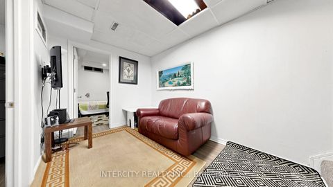 Photo 34 at 142 - 21 Livonia Place, Morningside, Toronto