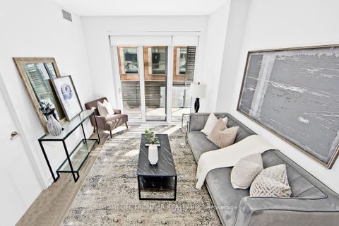 Photo 5 at 704 - 39 Roehampton Avenue, Mount Pleasant West, Toronto