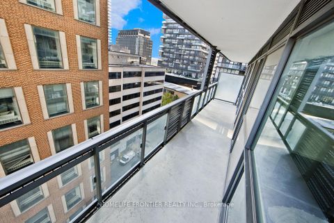 Photo 6 at 704 - 39 Roehampton Avenue, Mount Pleasant West, Toronto