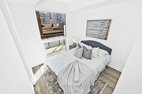 Photo 15 at 704 - 39 Roehampton Avenue, Mount Pleasant West, Toronto
