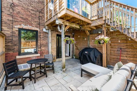 Photo 20 at 238 Garden Avenue, Swansea, Toronto